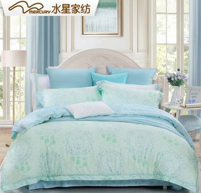 優(yōu)衣庫,ur來了 還有劉同簽售會(huì),郴州友阿這次又將轟動(dòng)全城